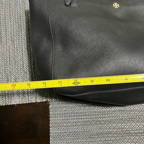 Tory Burch Bag - Picture 2 of 4